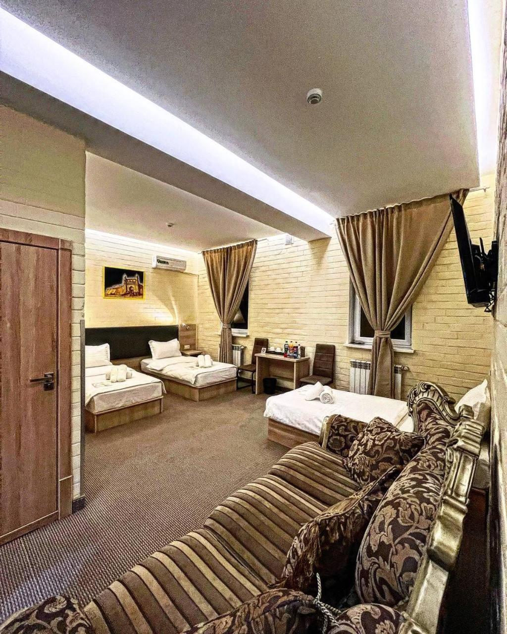 Al Arda Hotel Tasjkent Buitenkant foto